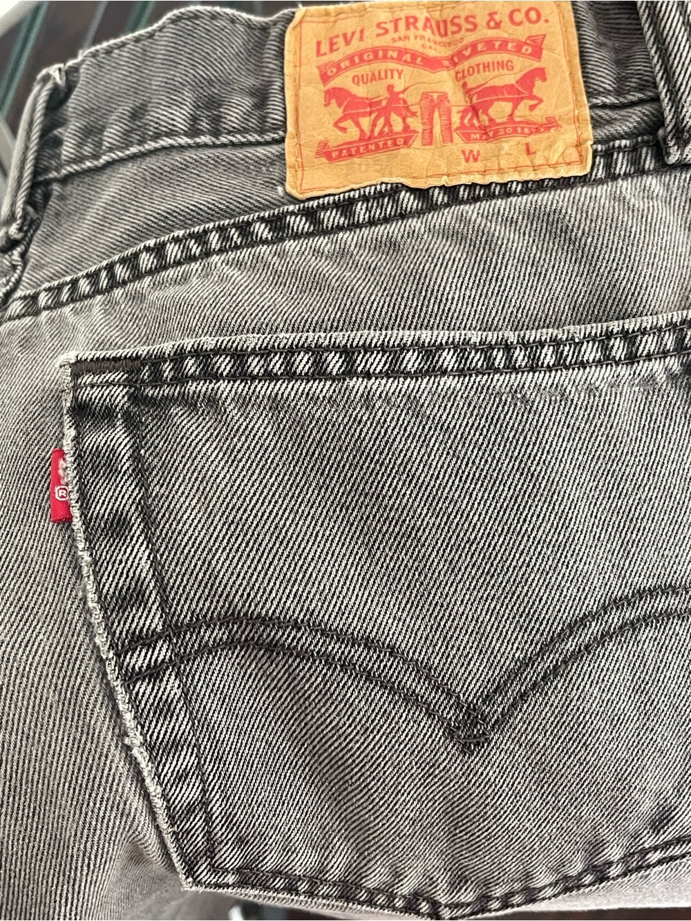 Levi's Men’s Distressed Black Denim Jeans – Classic Fit 34x30